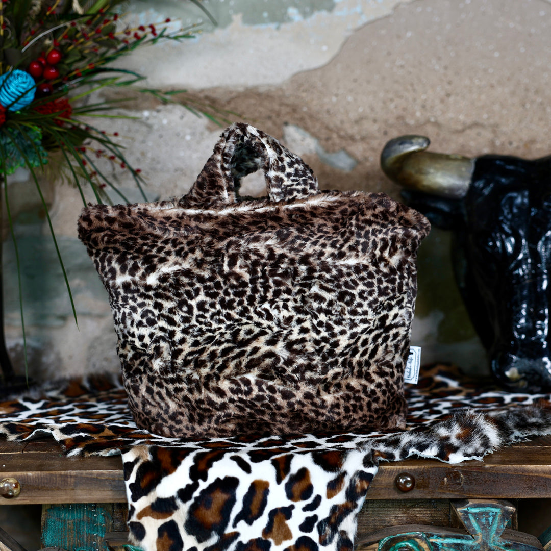 Chocolate Cheetah | Blanket in a Bag