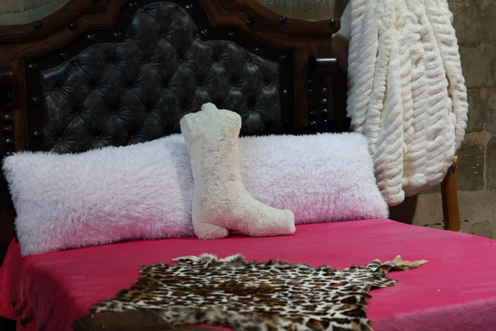 The Fuchsia Tropic Comforter Blanket