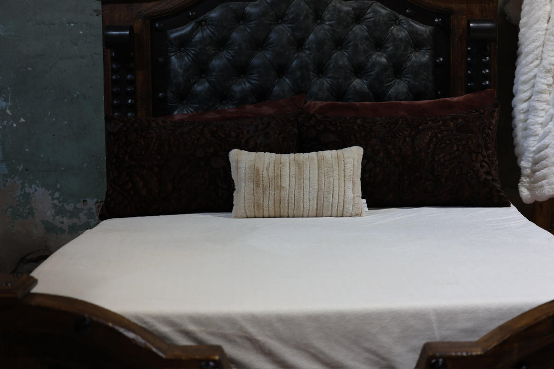 The Sand Dottie Comforter Blanket