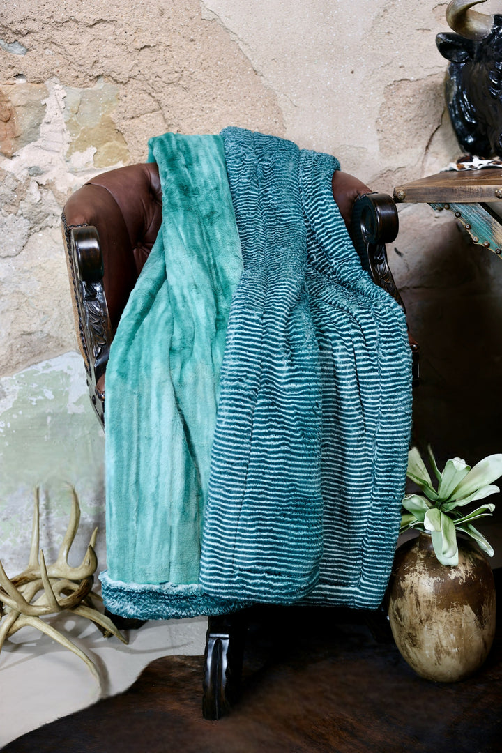 The Spruce Tide Blanket