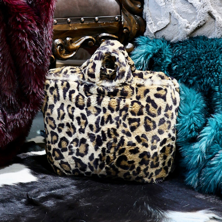Sand Leopard Seal | Blanket in a Bag