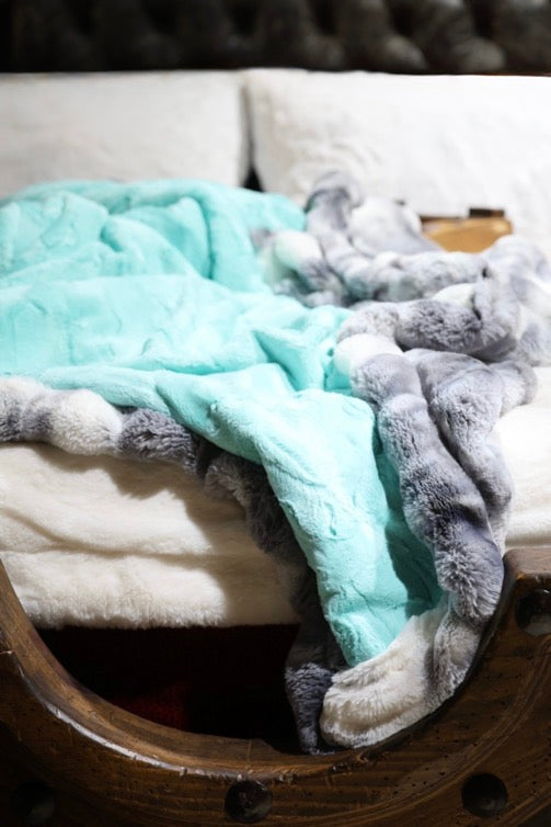 The Aruba Alloy Puff Blanket