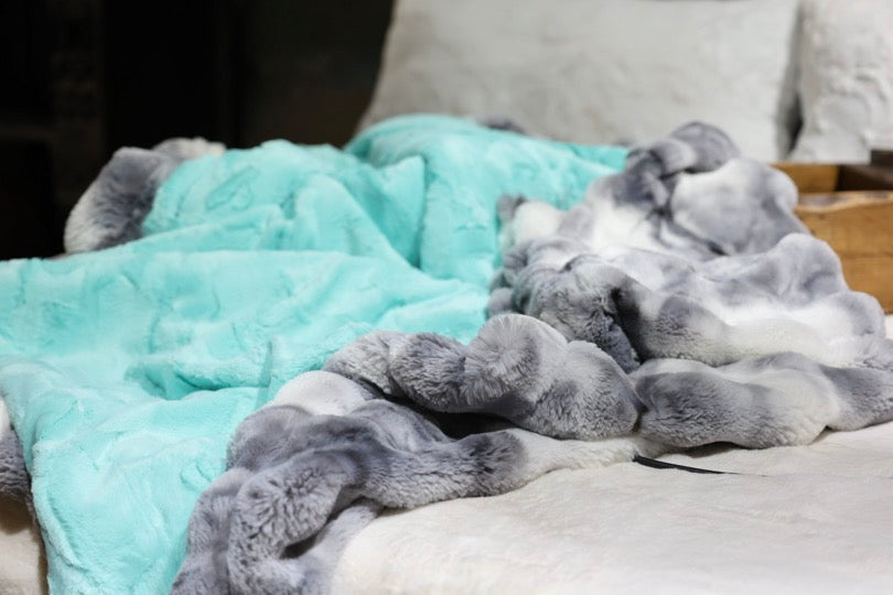 The Aruba Alloy Puff Blanket
