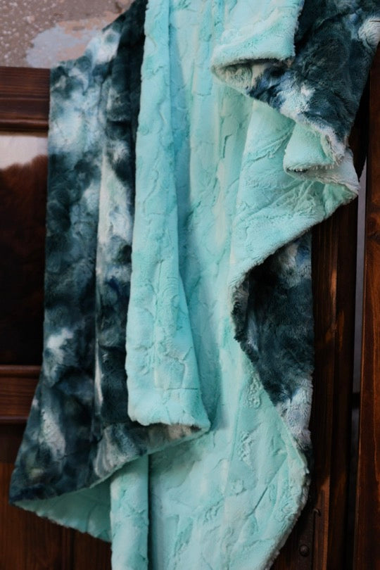 The Aruba Gulf Stream Blanket