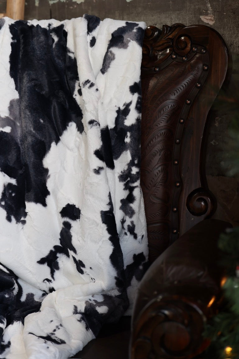 The Bessie Classic Blanket