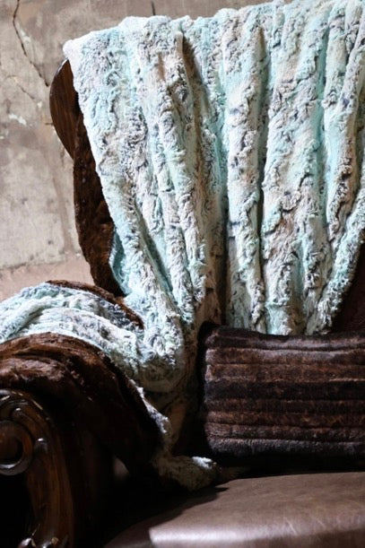 The Coastal Wild Blanket
