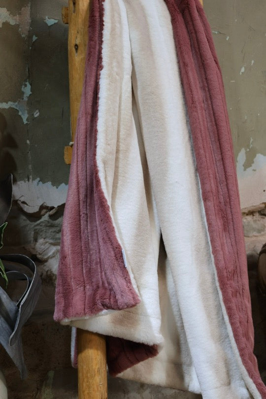 The Desert Cream Blanket