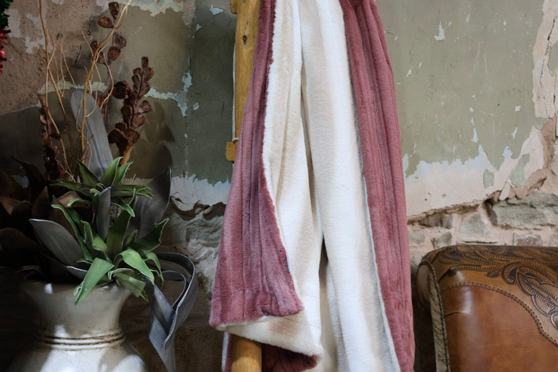 The Desert Cream Blanket