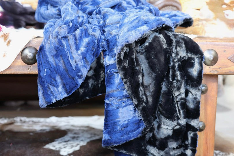 The Fox At Dusk Blanket