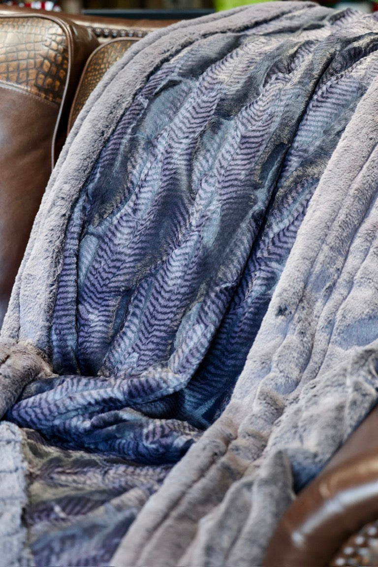 The Graphite Venom Blanket