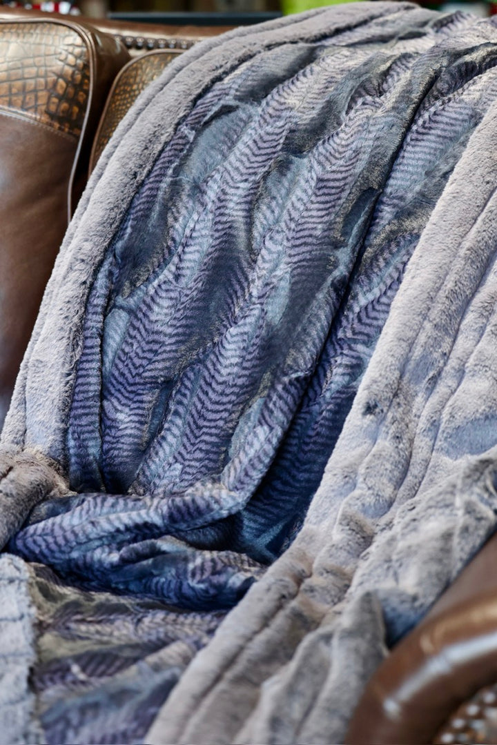 The Graphite Venom Blanket