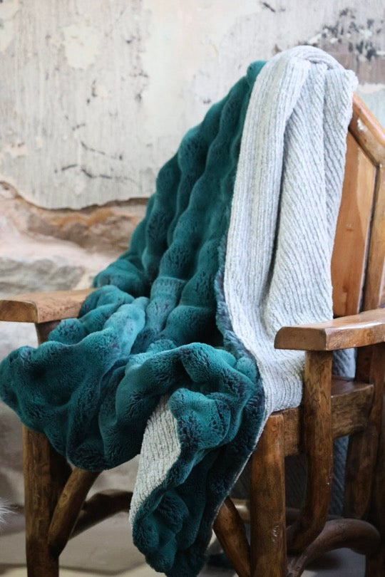 The Ivy In The Everglade Blanket