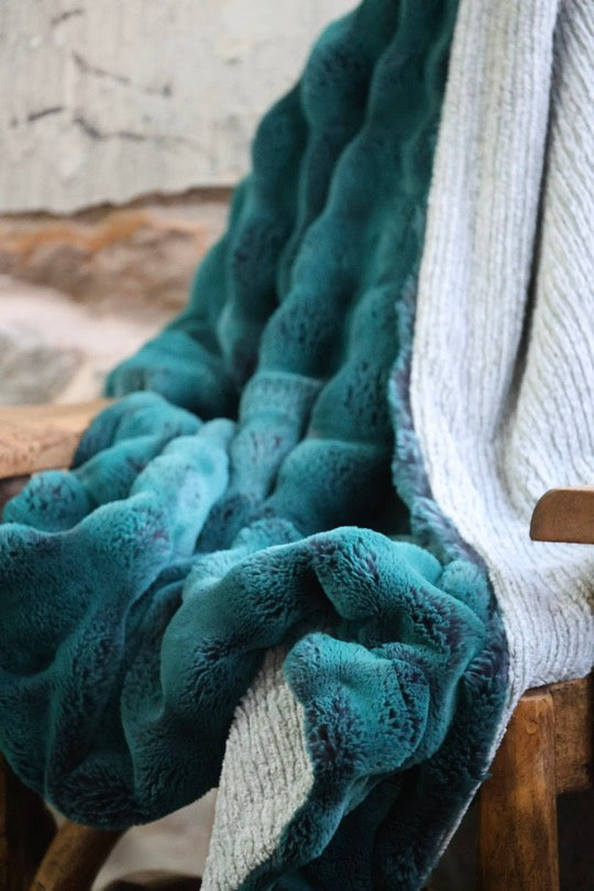 The Ivy In The Everglade Blanket