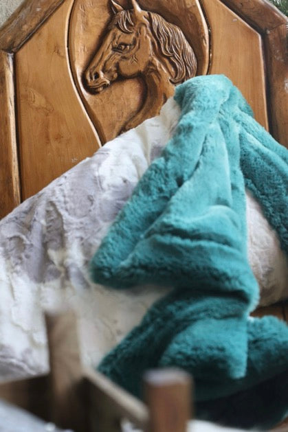 The Lilypad Sparkle Blanket