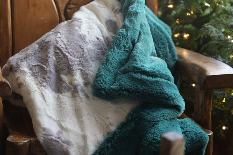 The Lilypad Sparkle Blanket