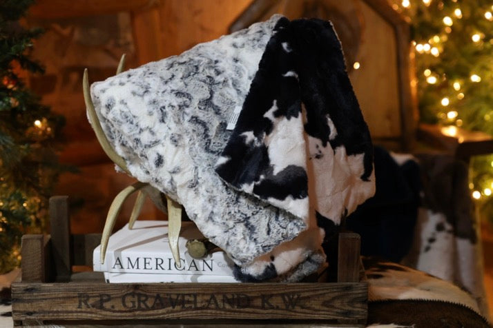 The Midnight Bessie Blanket