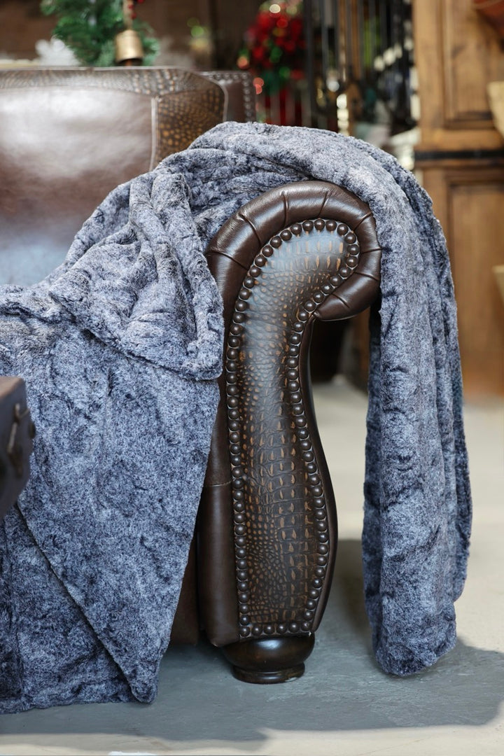 The Moonbeam Heather Blanket