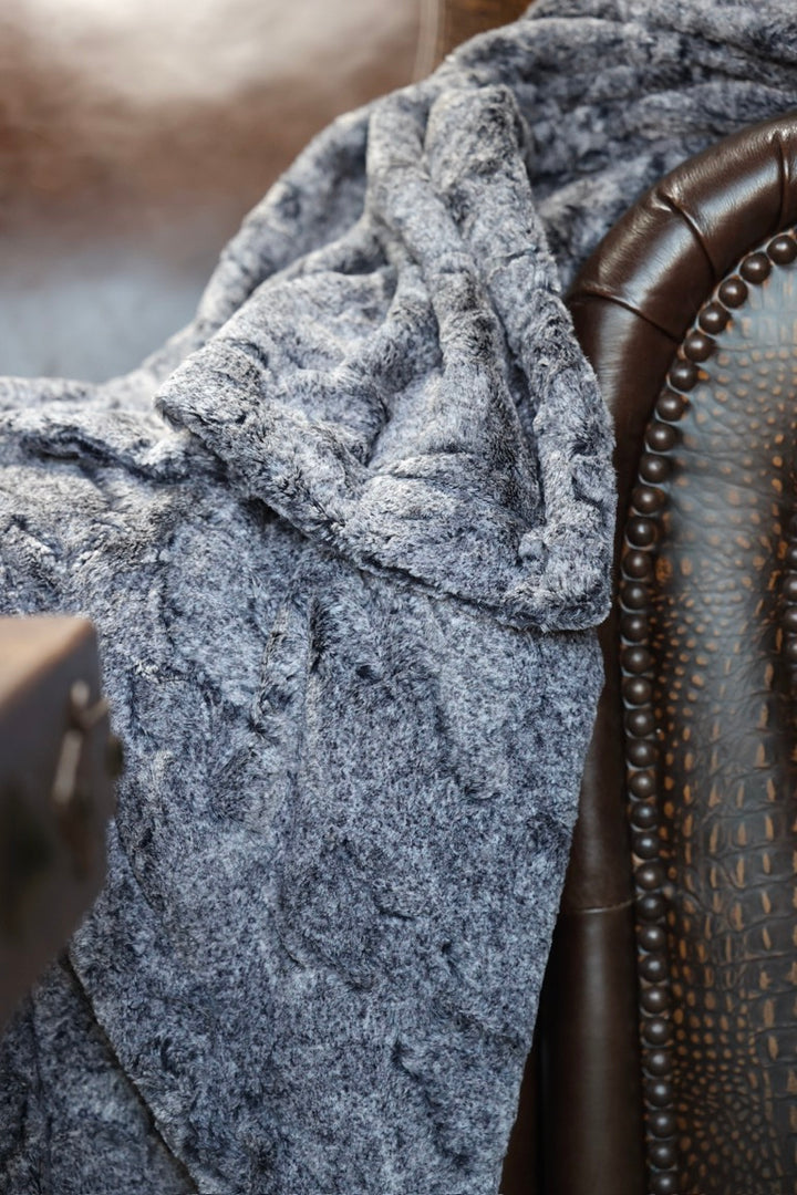 The Moonbeam Heather Blanket