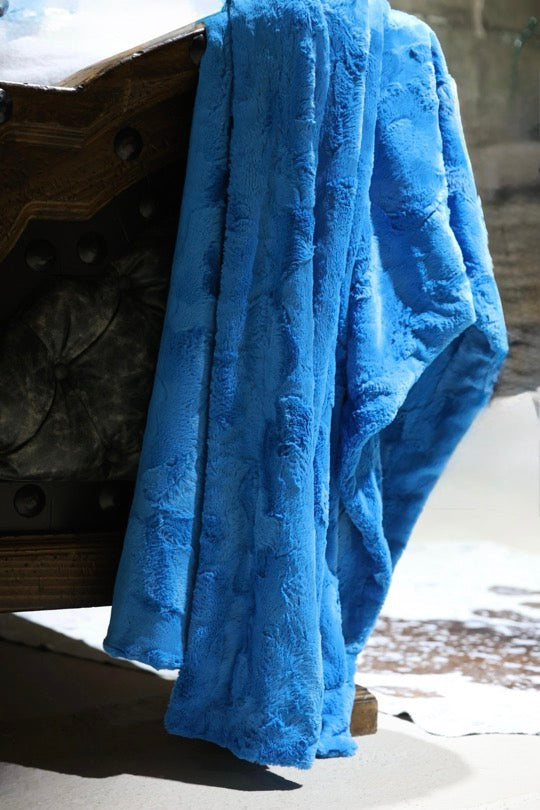The Peacock Luxe Blanket