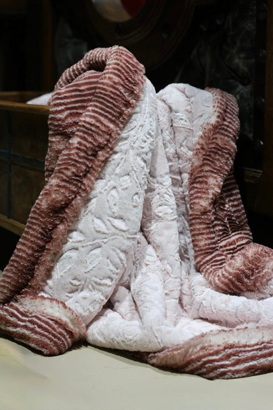 The Primrose Dune Blanket