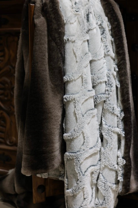 The Smoky Nightfall Blanket