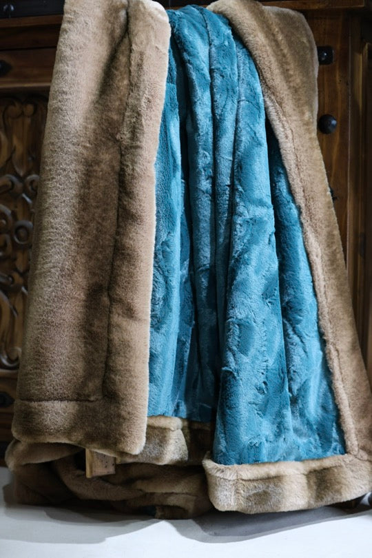 The Spruce & Spice Blanket