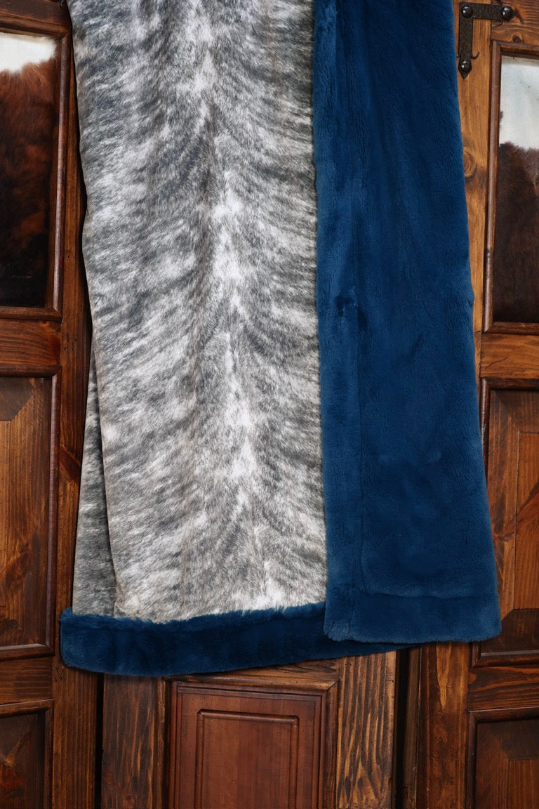 The Stormy Sea Brindle Blanket