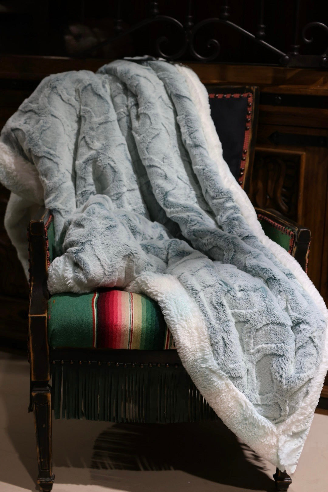 The Waterlily Coast Blanket