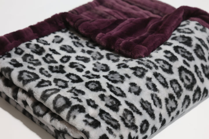 The Plum Cat Blanket