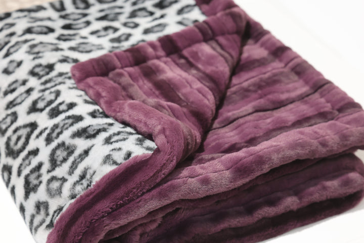 The Plum Cat Blanket
