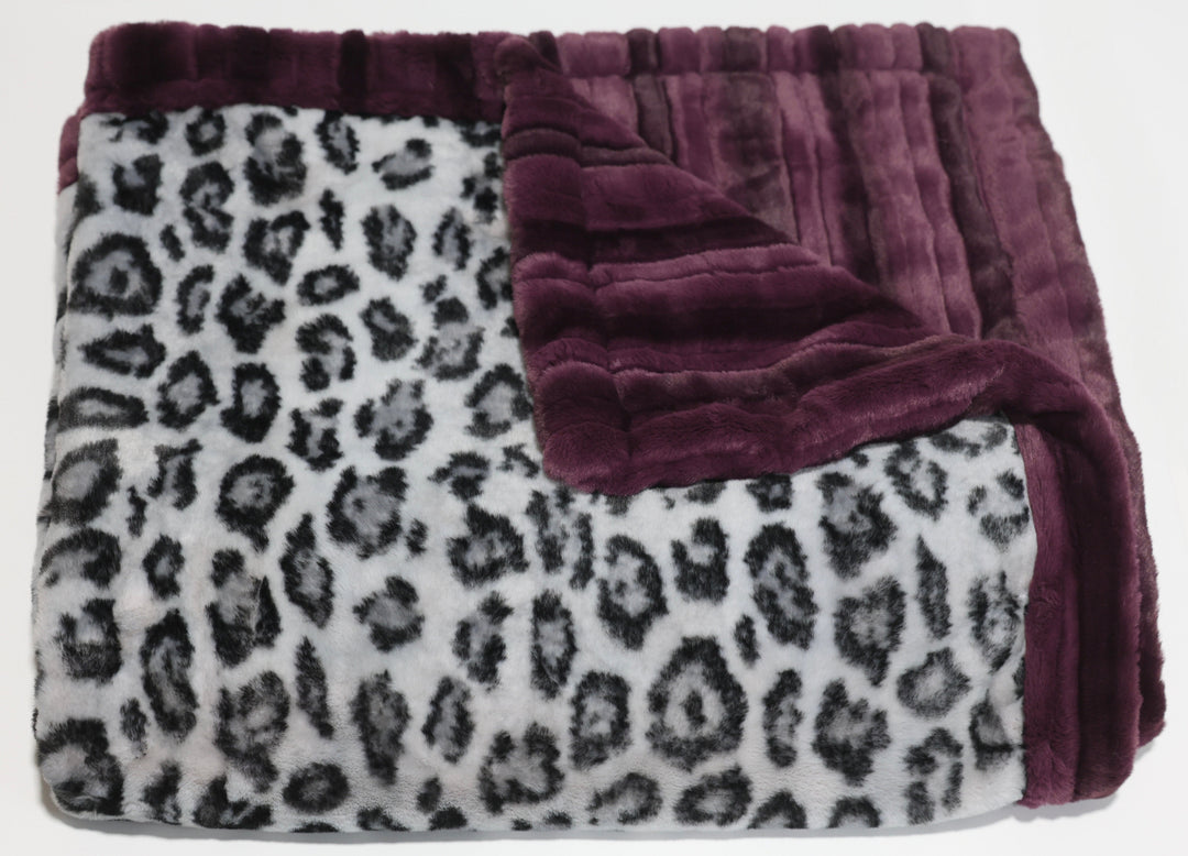 The Plum Cat Blanket