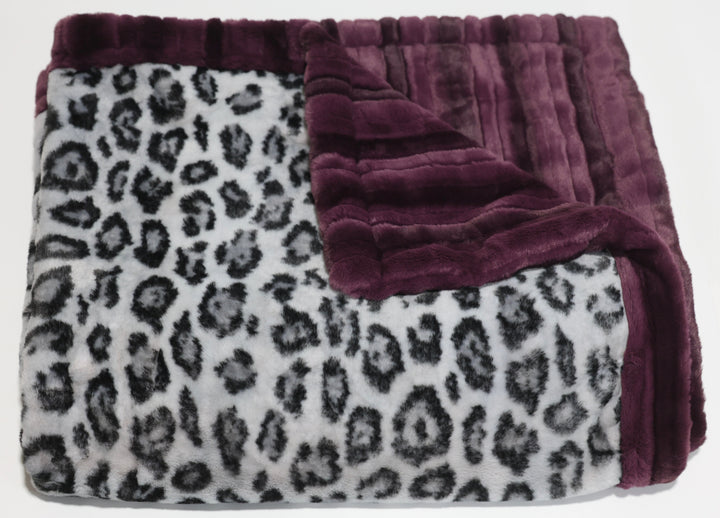 The Plum Cat Blanket