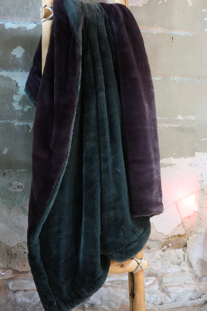 The Trailside Lodge Blanket